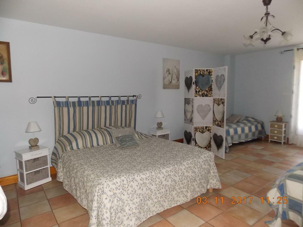 A La Mare Du Vieux Chene Bed and Breakfast Bellegarde-Poussieu Eksteriør billede